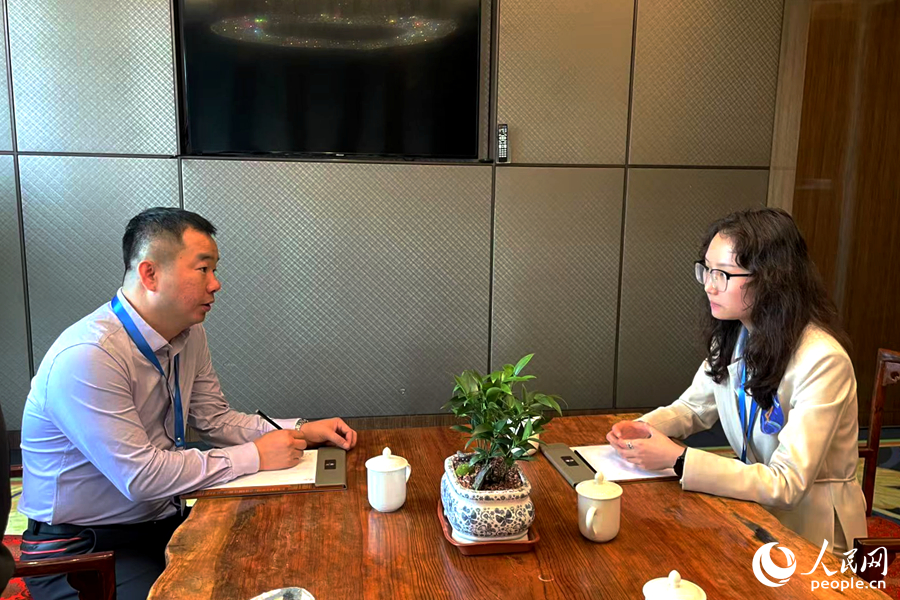 走进数字中国创新大赛人工智能赛道探“金点子”：“脑洞”成真、企业“寻宝”