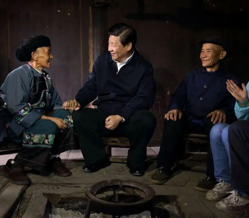 一段“板凳上谈心”的佳话｜学习总书记的好作风⑦