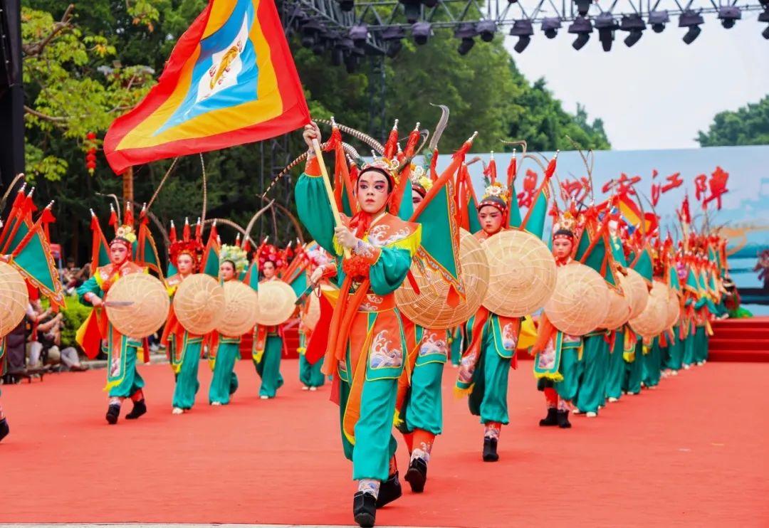 “五一”假期首日，福建各处人气爆棚！