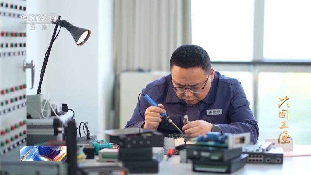 欧洲遭遇大停电，中国一位电工意外“红”了