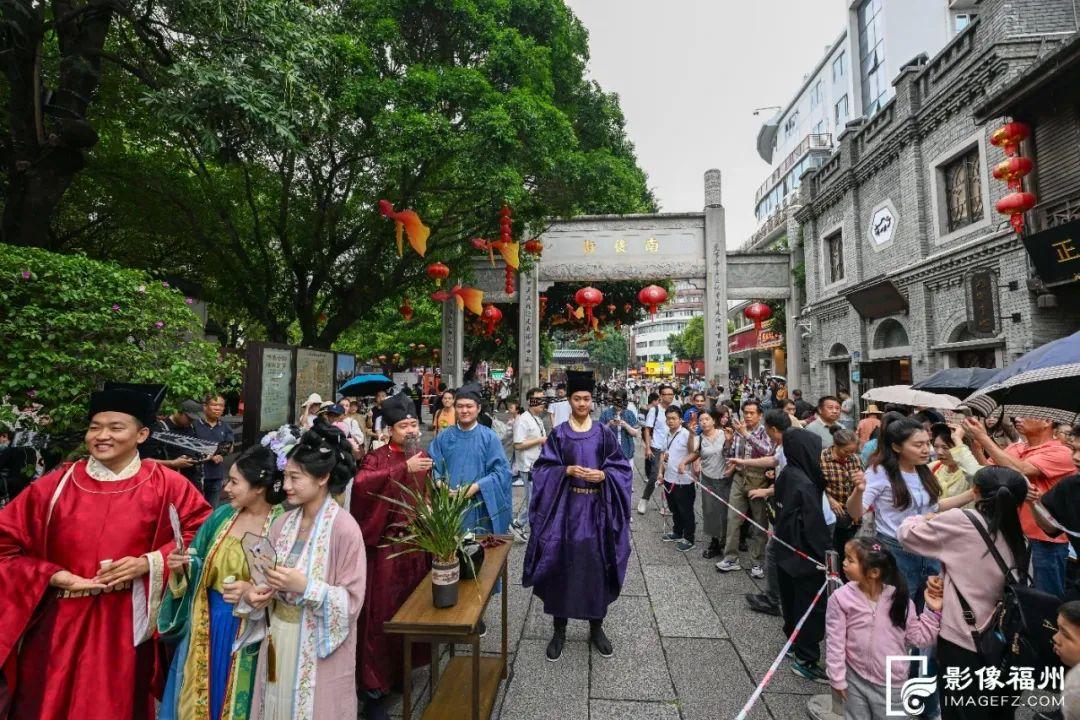 连续两日刷新纪录！福州地铁单日线网客流最高达147.82万人次