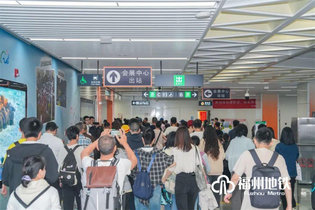 连续两日刷新纪录！福州地铁单日线网客流最高达147.82万人次