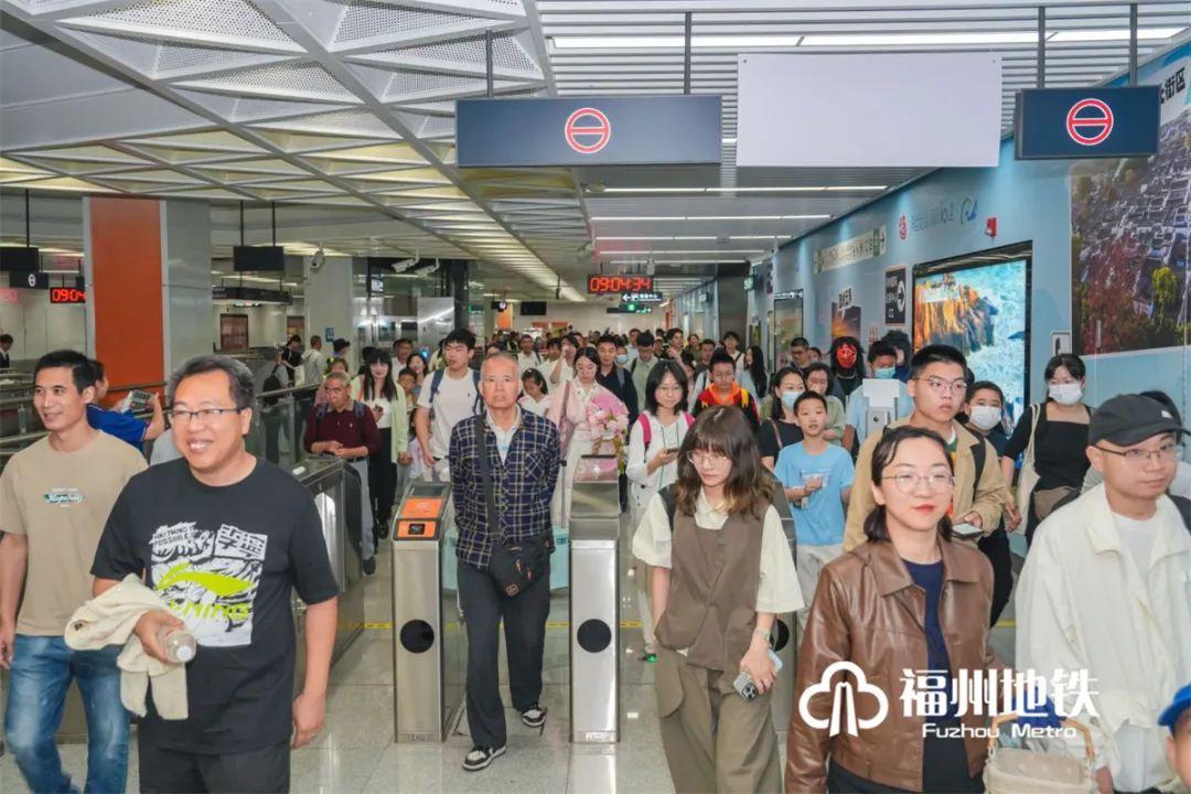 连续两日刷新纪录！福州地铁单日线网客流最高达147.82万人次
