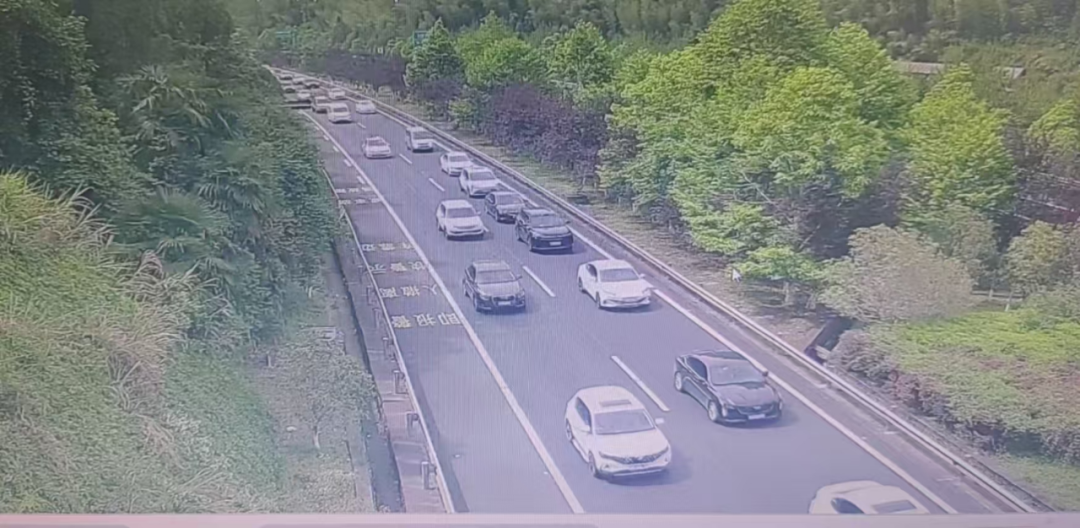 返程高峰将来临，这些易拥堵时段、路段注意避开！绕行路线看这里→