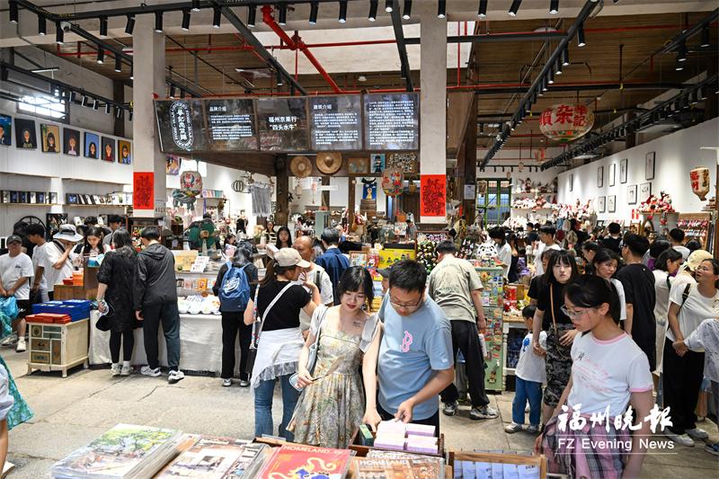 “五一”福州消费市场活力四射
