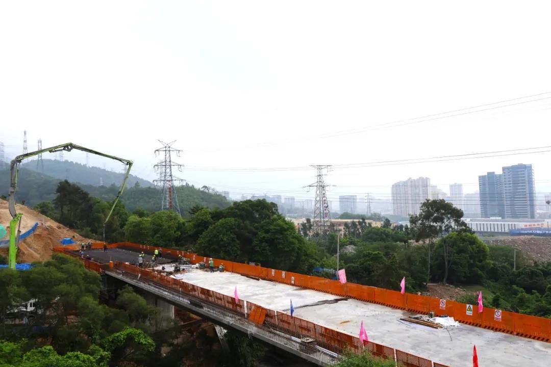 福州港口后方铁路项目园山1号大桥主体结构全面完工
