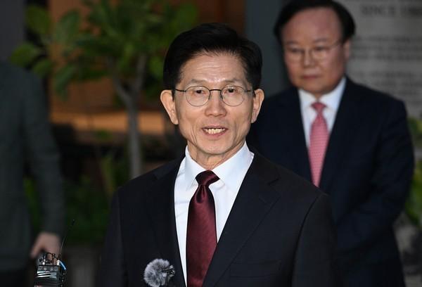 被取消总统候选人资格 金文洙：将采取政治法律措施讨回公道