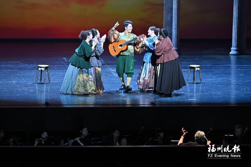 歌剧《塞维利亚理发师》中文版在榕首演 96岁郑小瑛登台指挥续写传奇