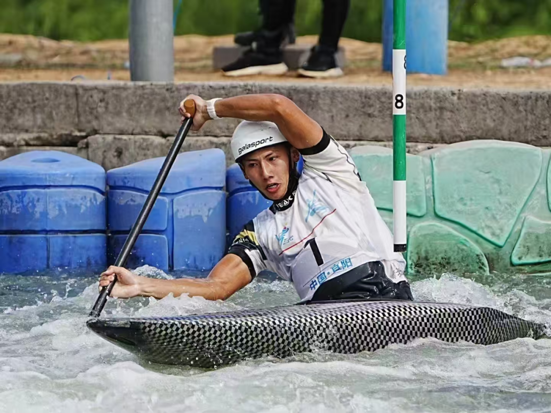 劈波斩浪！福州运动员林中焜，勇夺桂冠！