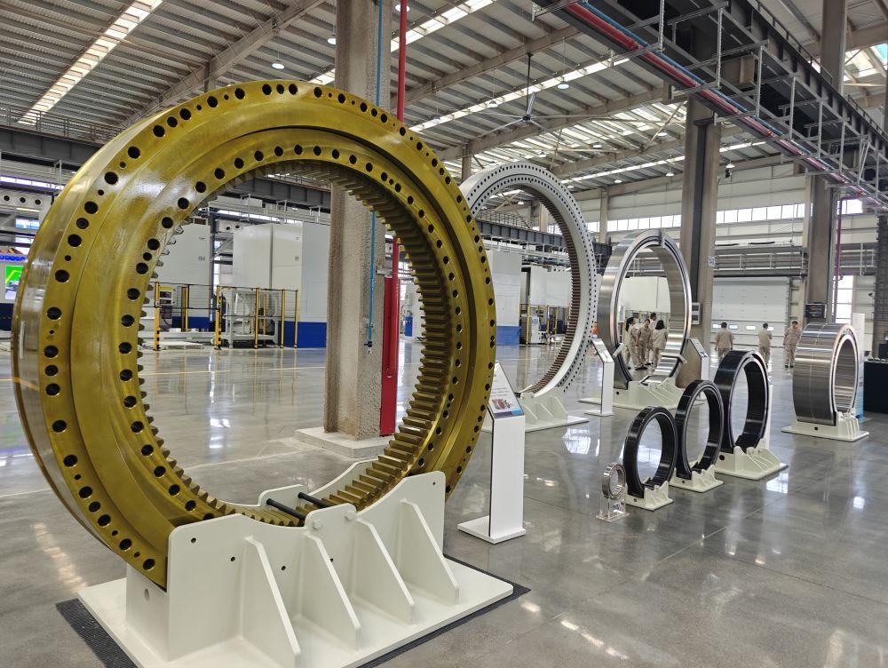 第一观察 | 总书记为用“拳头产品”夯实制造业基础鼓劲赋能