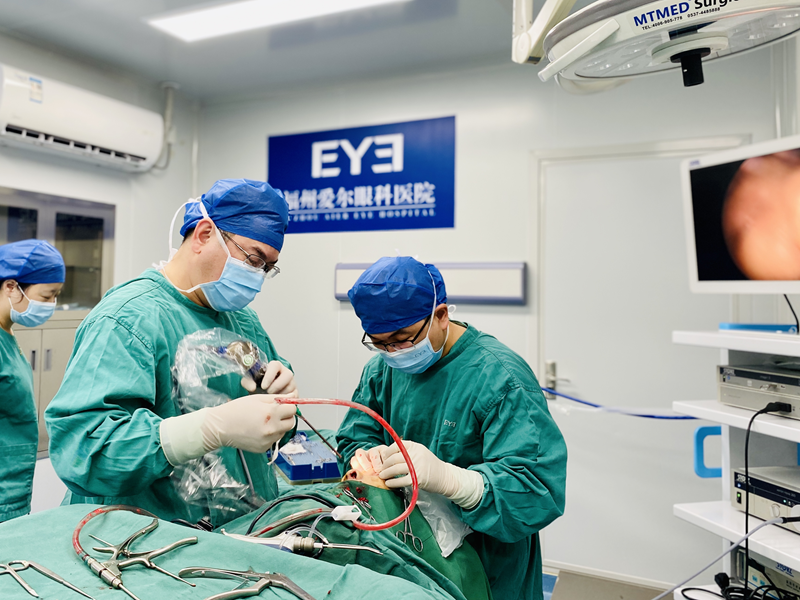 福建高发！27岁女教师双眼暴突闭不上，泪流不止，竟是因这些习惯……