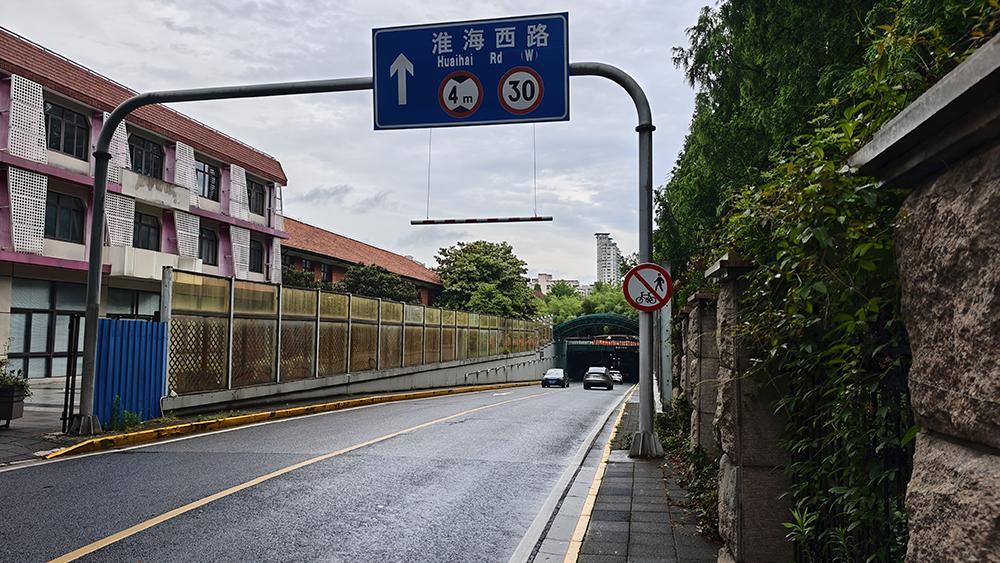 别拿生命换照片！谁还在危险地带扎堆拍照？