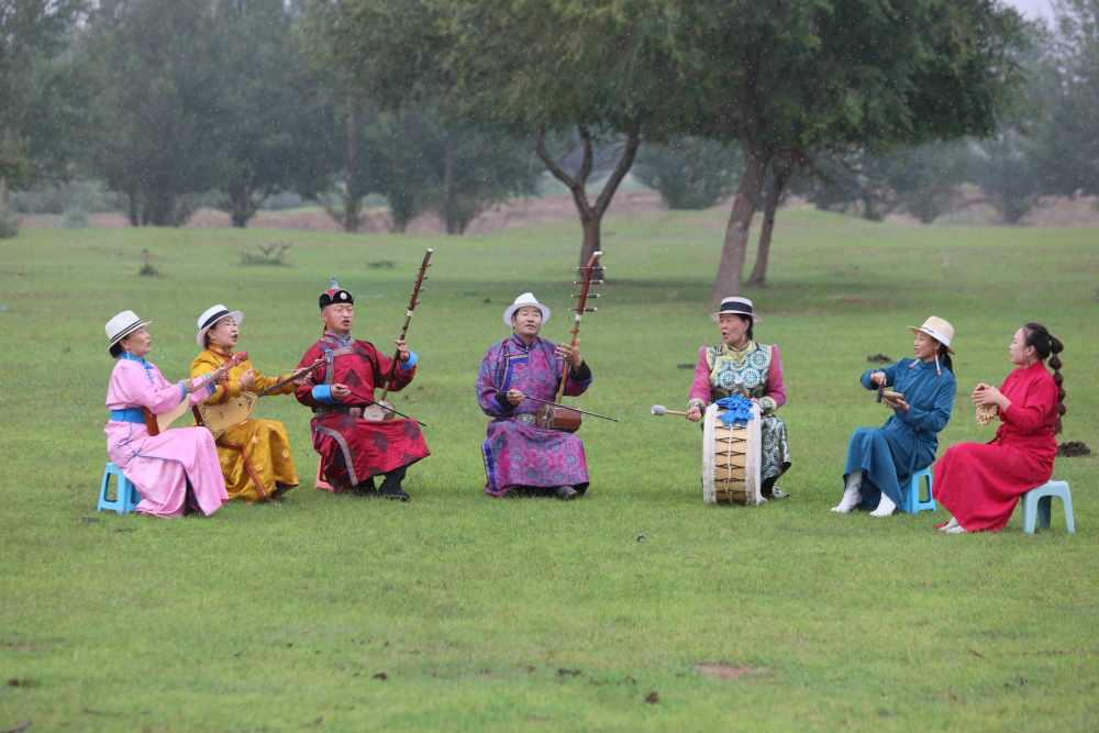 习近平总书记关切事｜特色文化产业焕新姿