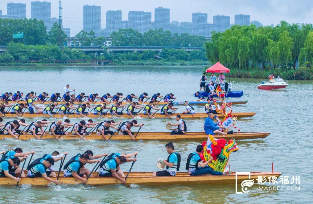 雨中争睹！长乐洞江湖龙舟竞渡！