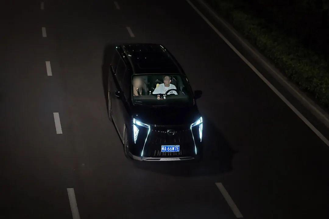 福州这些小车被抓拍，都因为上车时没做这件事……