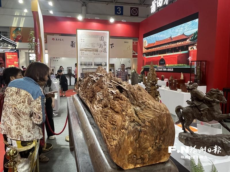 2025中国工艺美术博览会闭幕