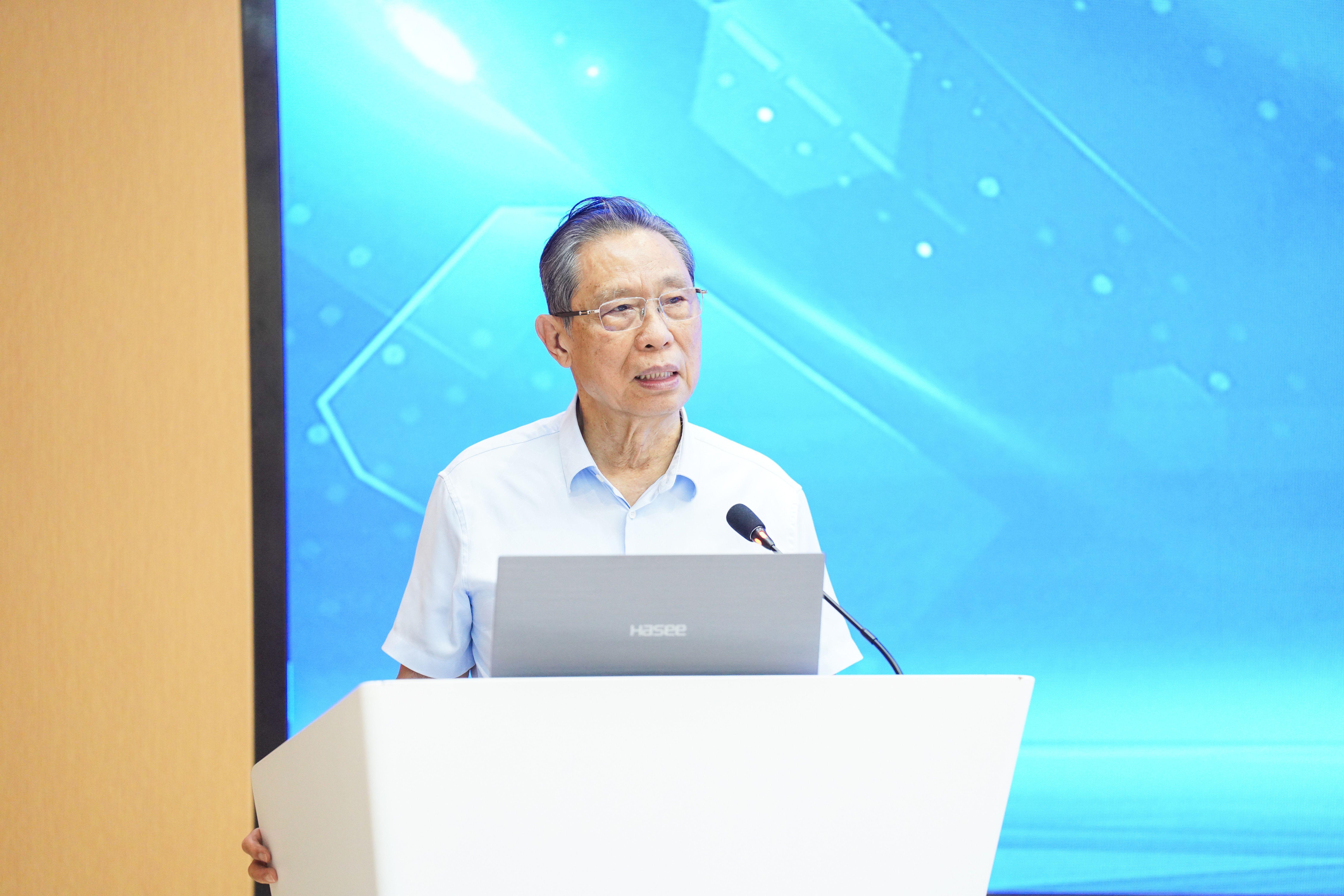 钟南山院士挂帅！全球首个抗甲流PB2新药获批上市