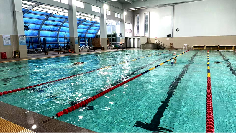 源脉恒温游泳馆暑期游泳培训班招生了