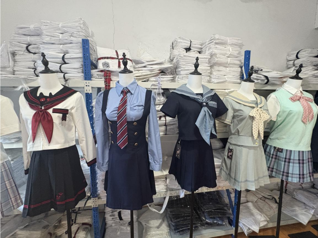 “乡镇青年”靠主题服圈粉“Z世代”，密码何在