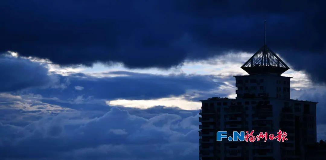 台风前！福州上空现奇观，刷屏朋友圈！