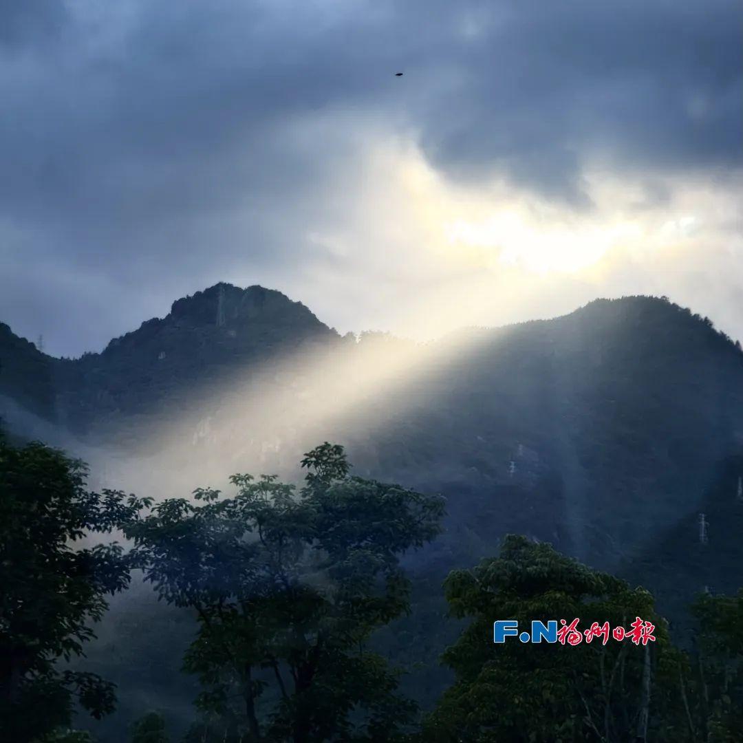 台风前！福州上空现奇观，刷屏朋友圈！