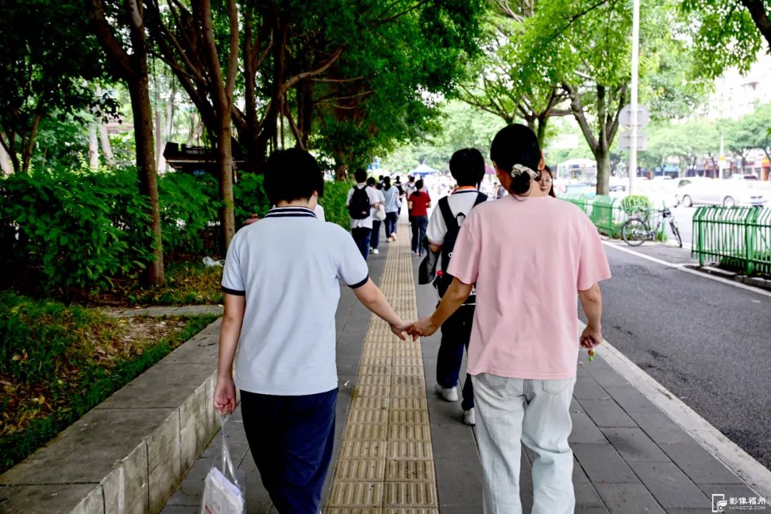 未来总是甜的!加油,少年! 未来总是甜的!加油,少年!