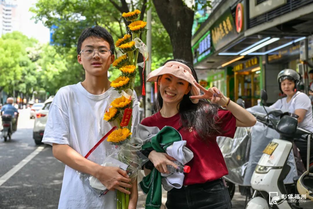 未来总是甜的!加油,少年! 未来总是甜的!加油,少年!