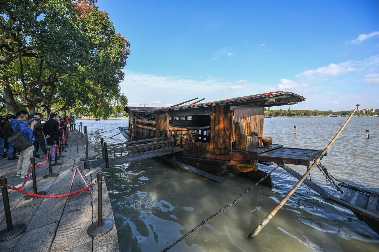 第一视点丨时代变迁 精神永恒——写在“红船精神”提出20周年之际