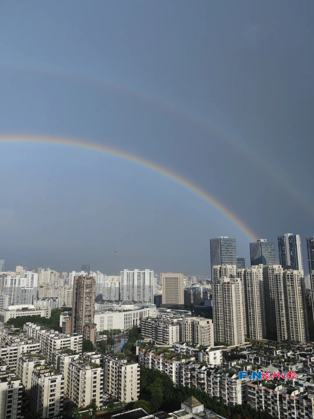 刷屏了！满屏“好运”！福州上空，沸腾了