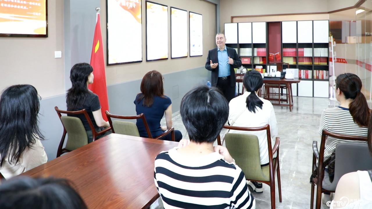 福州“汤边攀讲”：党建引领基层治理的生动实践