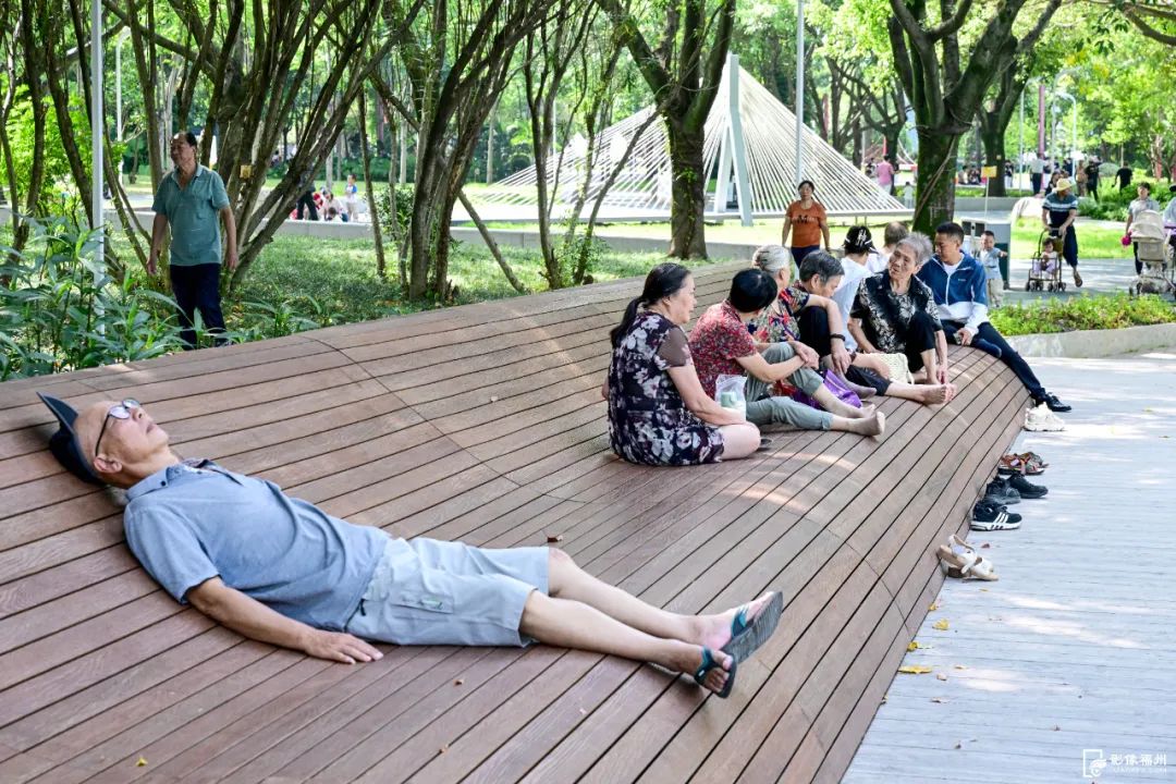 松弛感拉满！福州这里的“躺平椅”不简单！
