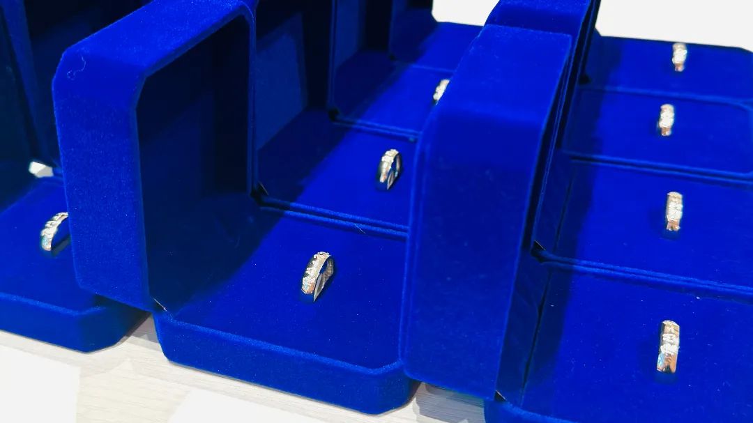 慕了！福建高校这些毕业礼物太宠了！