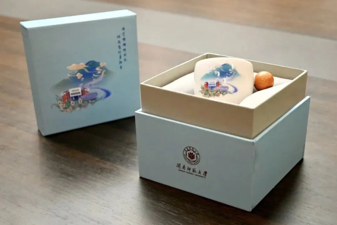 慕了！福建高校这些毕业礼物太宠了！