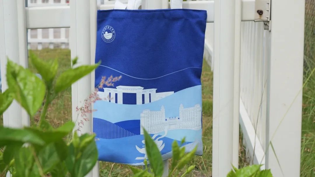 慕了！福建高校这些毕业礼物太宠了！