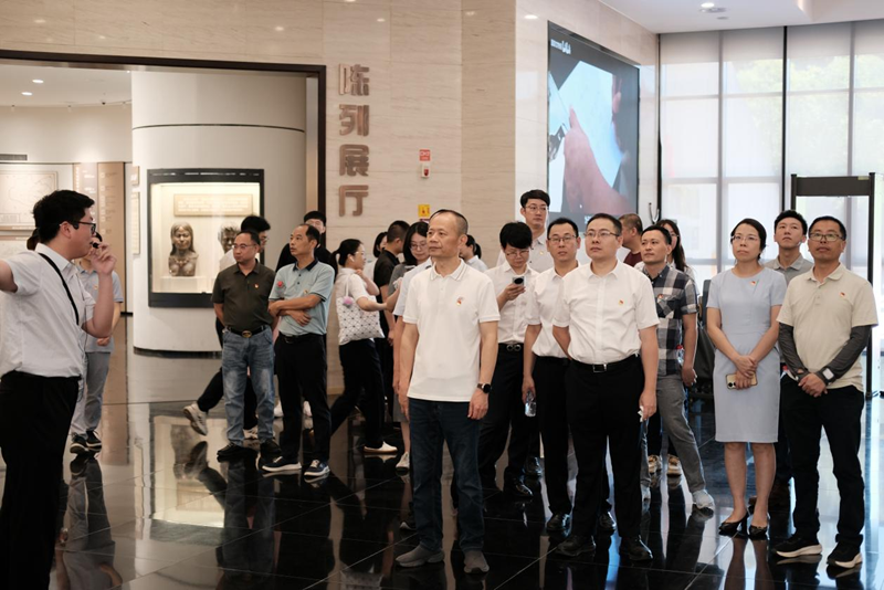 仓山镇赴昙石山遗址博物馆开展主题党日活动