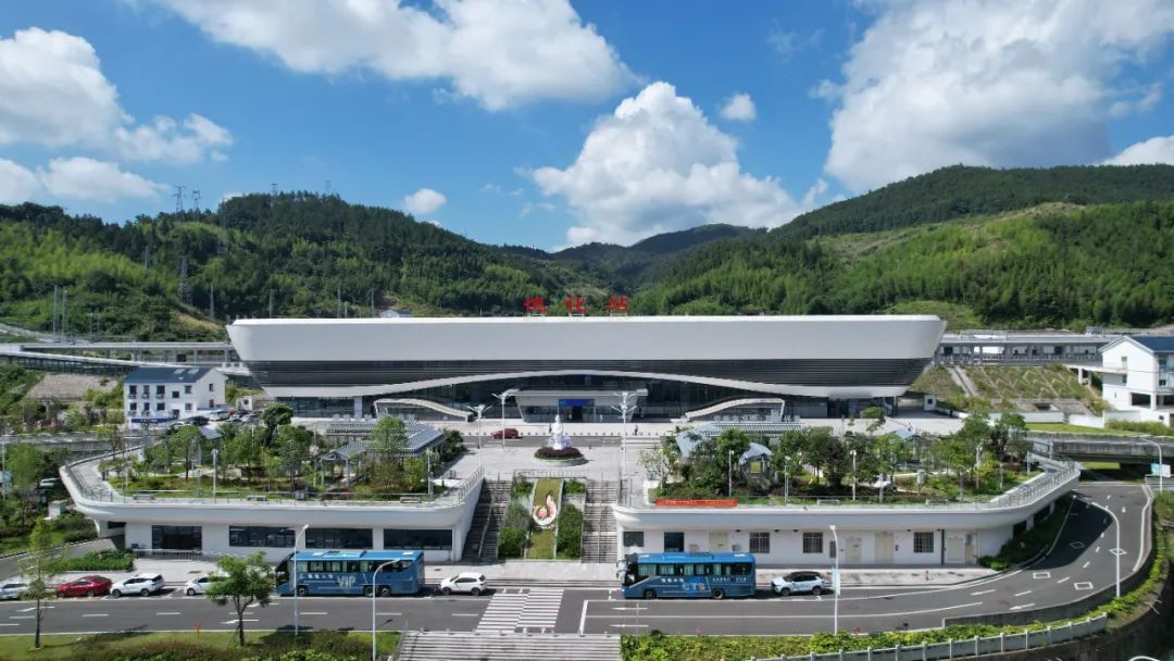 首发！泉州德化直达福州厦门动车