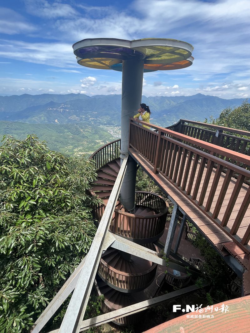 避暑经济带火闽侯梧溪村