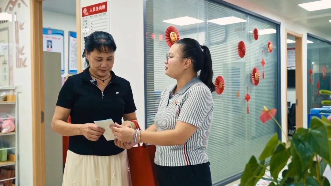 党徽闪耀映初心！一起来认识福州高新区的基层党员！