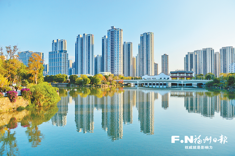 城市蝶变满目新 幸福生活踏歌来