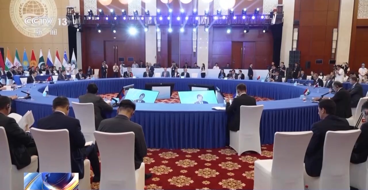 进一步加强区域互联互通 上合组织多个成员国签署备忘录