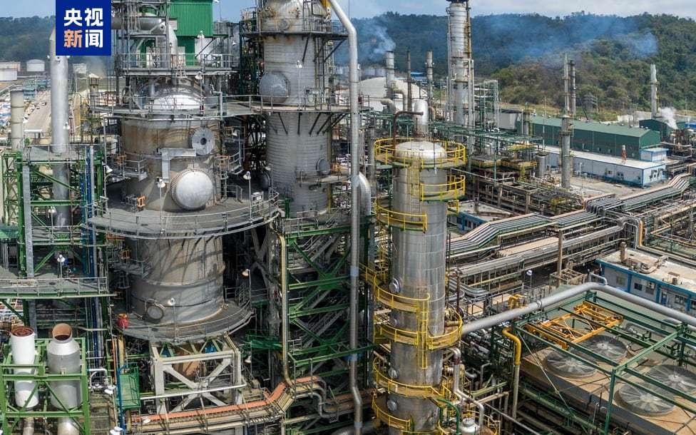 厄瓜多尔因石油管道紧急情况暂停石油出口