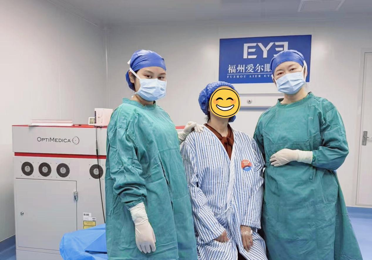 福州69岁阿姨花万元眼药治疗白内障，拖延五年险失明