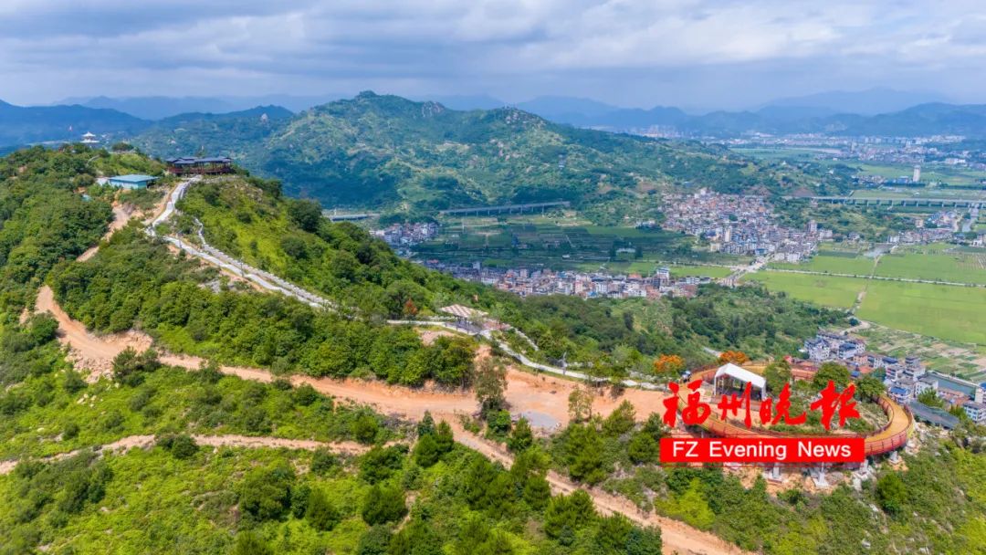 福州“空中栈道”，火了！360°绝美山海，很多人正赶去