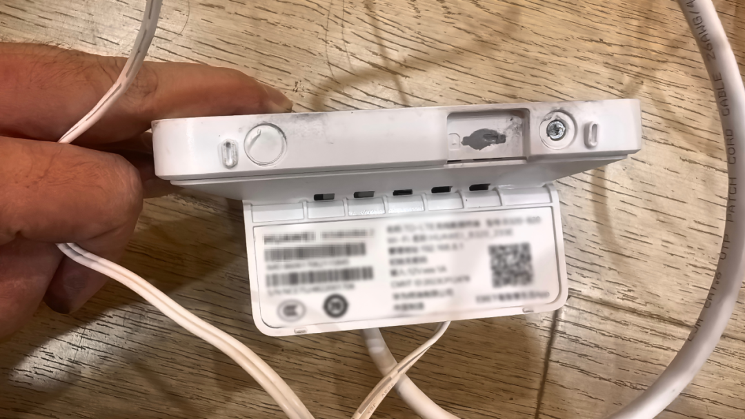 发现这种设备，请立即报警！