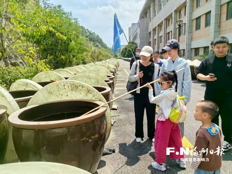 中华老字号民天食品打造工厂游 生产线变风景线