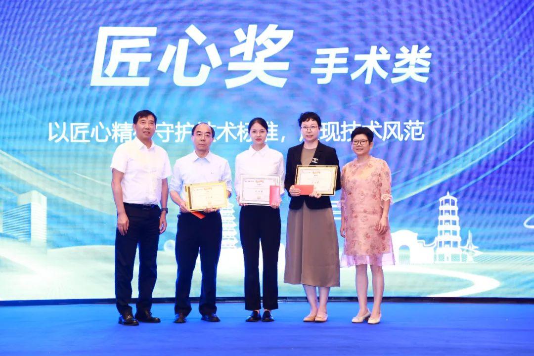 国家级眼科盛会先导环节：疑难手术直播及临床病例大赛，反响热烈