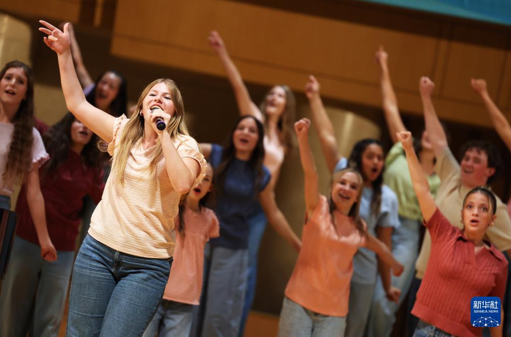 新华网关注：中美青少年合唱周唱响
