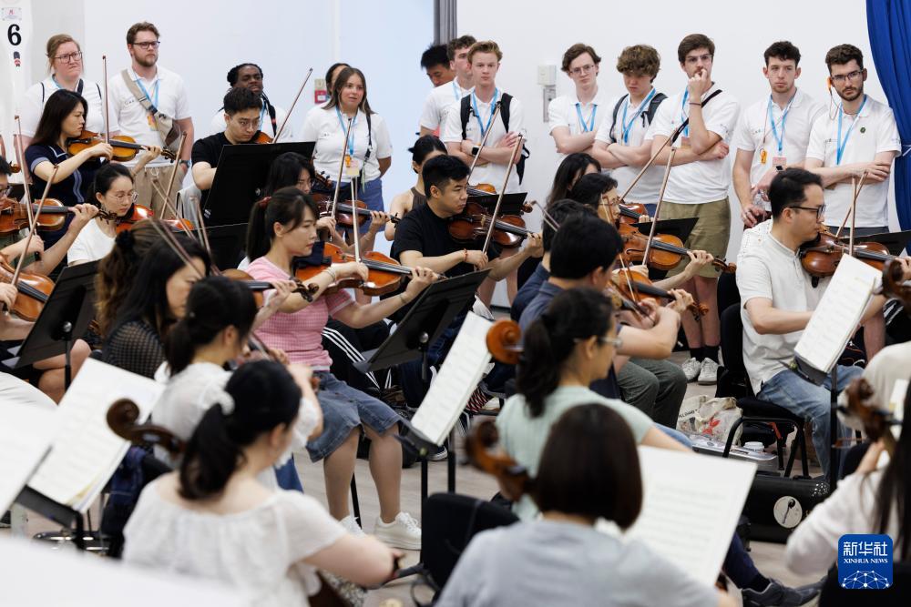 新华网关注：中美青少年合唱周唱响