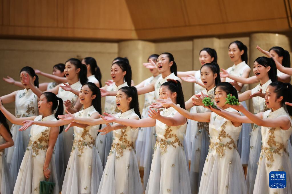 新华网关注：中美青少年合唱周唱响