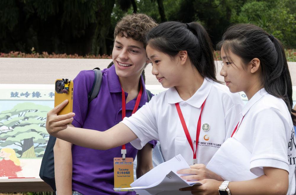 再谱友谊新篇！近30支中美合唱团参加“鼓岭缘”合唱周